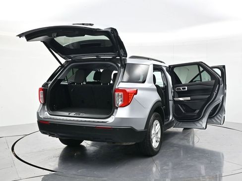 Used 2021 Ford Explorer XLT AWD/4WD image 58