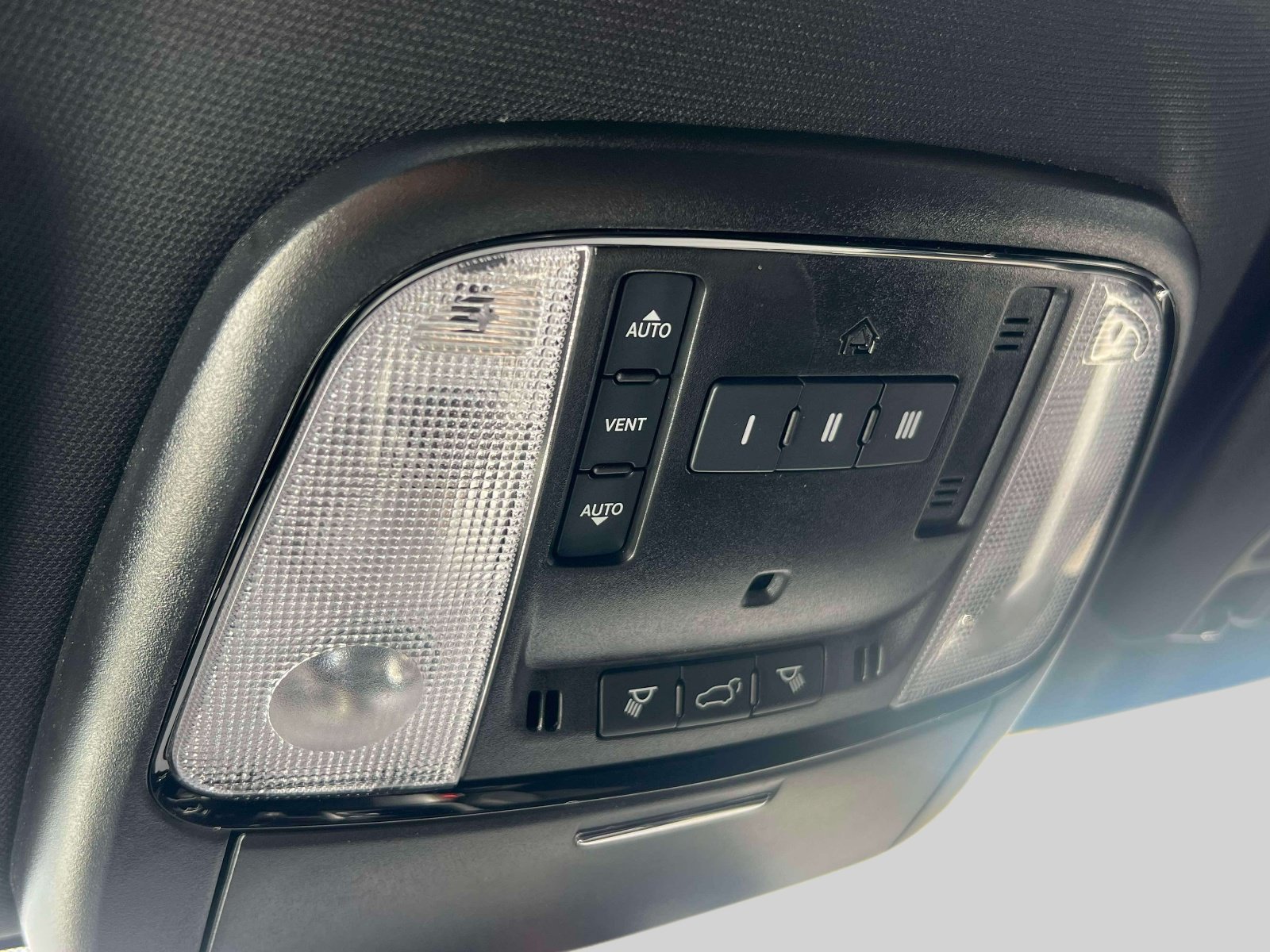 Certified 2025 Dodge Durango GT AWD/4WD image 34