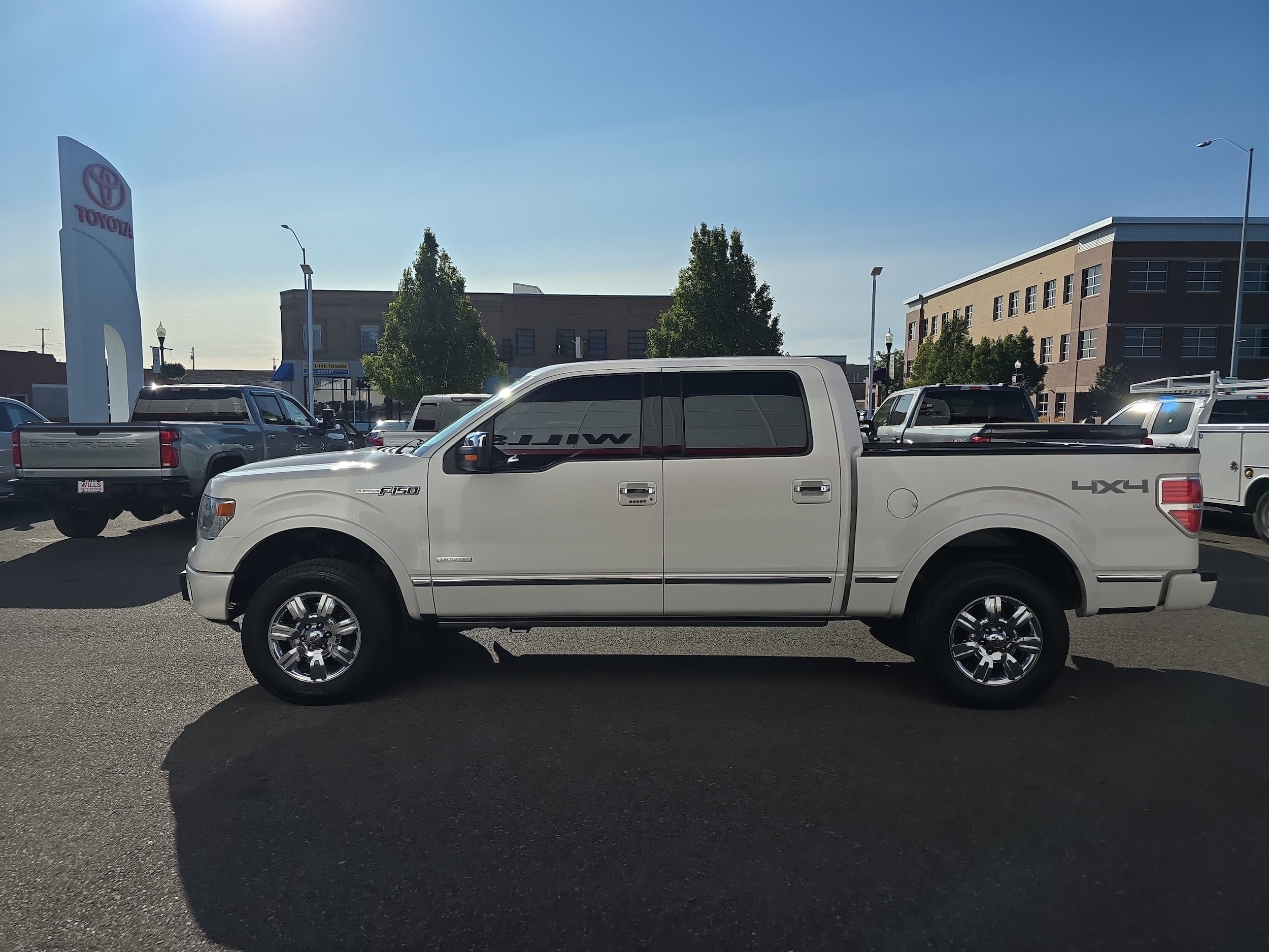 Used 2013 Ford F150 Platinum AWD/4WD image 5