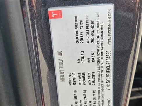 Used 2018 Tesla Model 3 Mid Range image 19