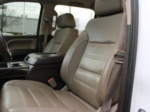 Used 2016 GMC Sierra 2500 Denali w/ Duramax Plus Package image 11