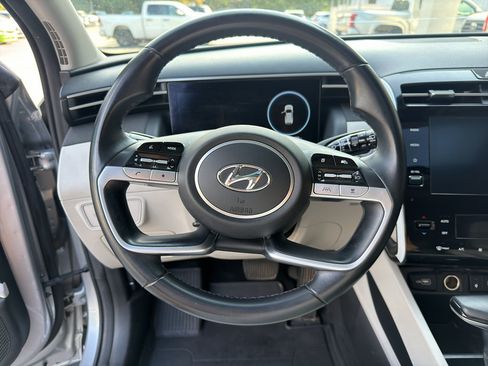 Used 2022 Hyundai Tucson SEL w/ Convenience + Premium Package FWD image 14