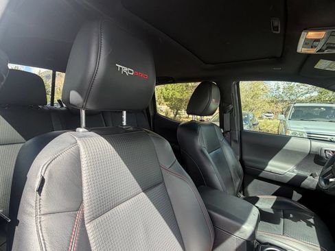 Used 2021 Toyota Tacoma TRD Pro AWD/4WD image 13
