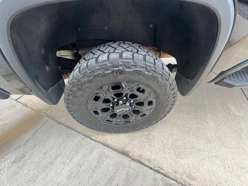 Used 2024 Chevrolet Silverado 2500 High Country w/ Midnight Edition image 42