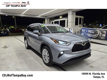 Used 2023 Toyota Highlander L