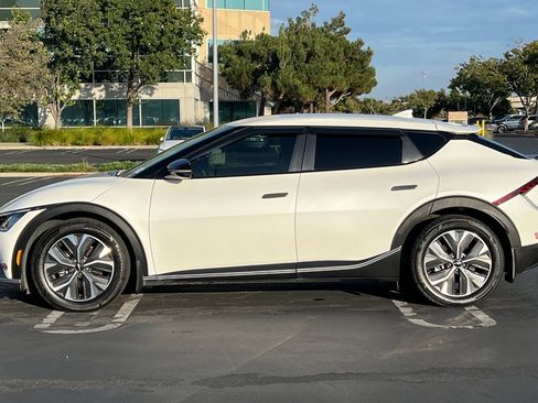 Used 2023 Kia EV6 Light image 7