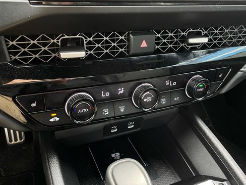 Used 2025 Honda Accord Sport image 11