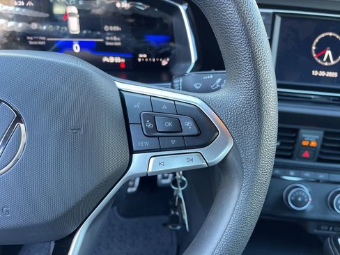 Used 2023 Volkswagen Jetta Sport image 17