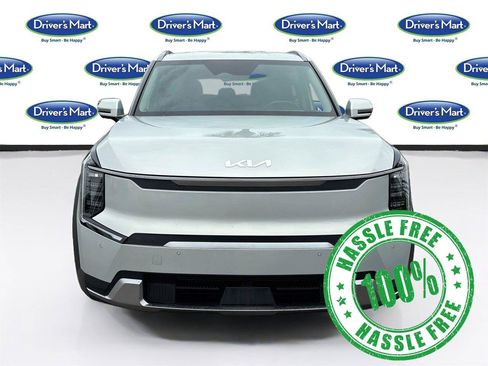 Used 2024 Kia EV9 Wind AWD/4WD image 2