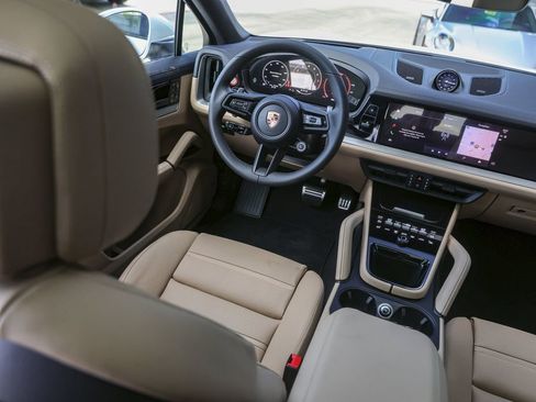 New 2026 Porsche Cayenne S AWD/4WD image 34