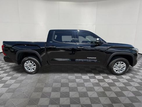 Used 2023 Toyota Tundra SR5 w/ SR5 Convenience Package AWD/4WD image 7