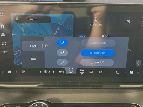 Used 2025 Ford Expedition Platinum image 18