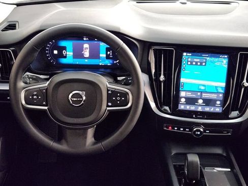 Certified 2025 Volvo S60 B5 Core FWD image 26