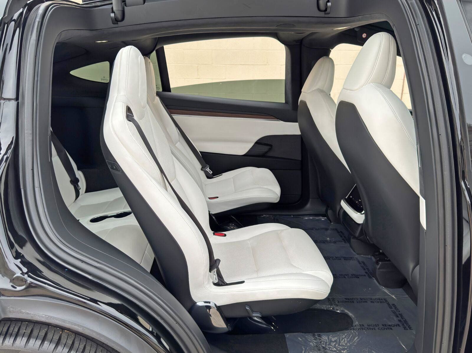 Used 2022 Tesla Model X AWD/4WD image 43