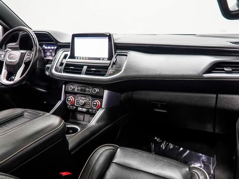 Used 2021 GMC Yukon SLT w/ SLT Luxury Plus Package image 18