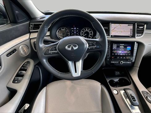 Used 2023 INFINITI QX50 Sensory w/ Accent Package AWD/4WD image 5