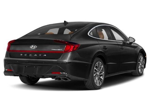 Used 2023 Hyundai Sonata Limited FWD image 2