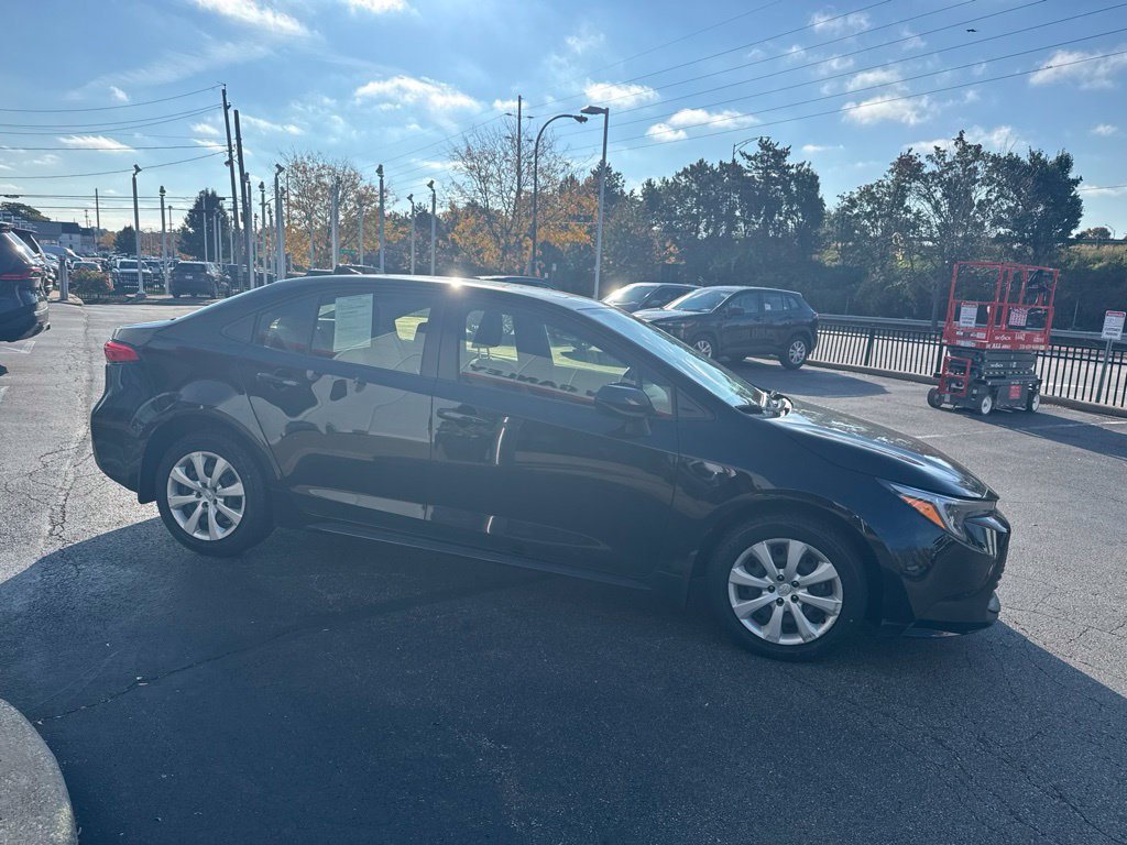 Certified 2024 Toyota Corolla LE FWD image 6
