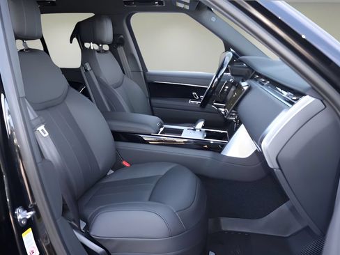 New 2026 Land Rover Range Rover SE AWD/4WD image 17