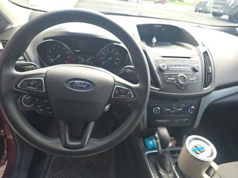 Used 2018 Ford Escape S image 5