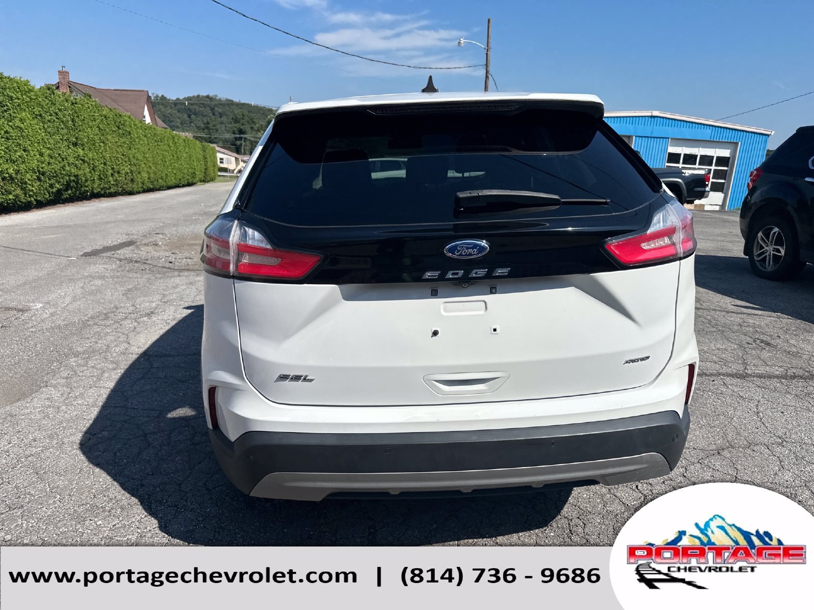 Used 2023 Ford Edge SEL AWD/4WD image 4