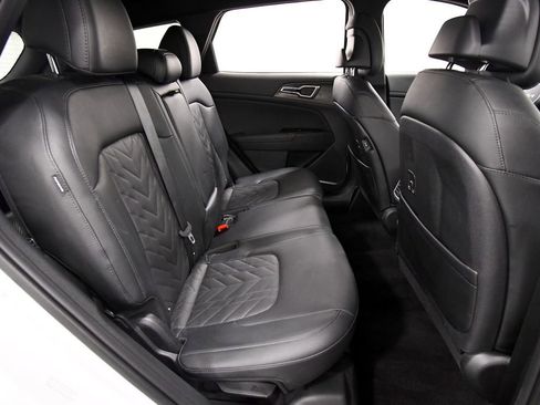 Certified 2025 Kia Sportage X-Line AWD/4WD image 17
