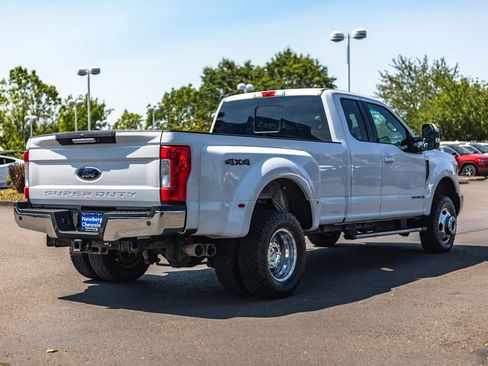 Used 2017 Ford F350 Lariat w/ Camper Package AWD/4WD image 8