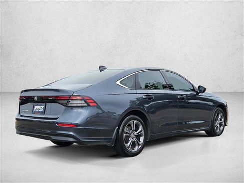 Used 2023 Honda Accord EX image 5