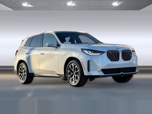 Used 2026 BMW X3 xDrive30i w/ Premium Package AWD/4WD image 6