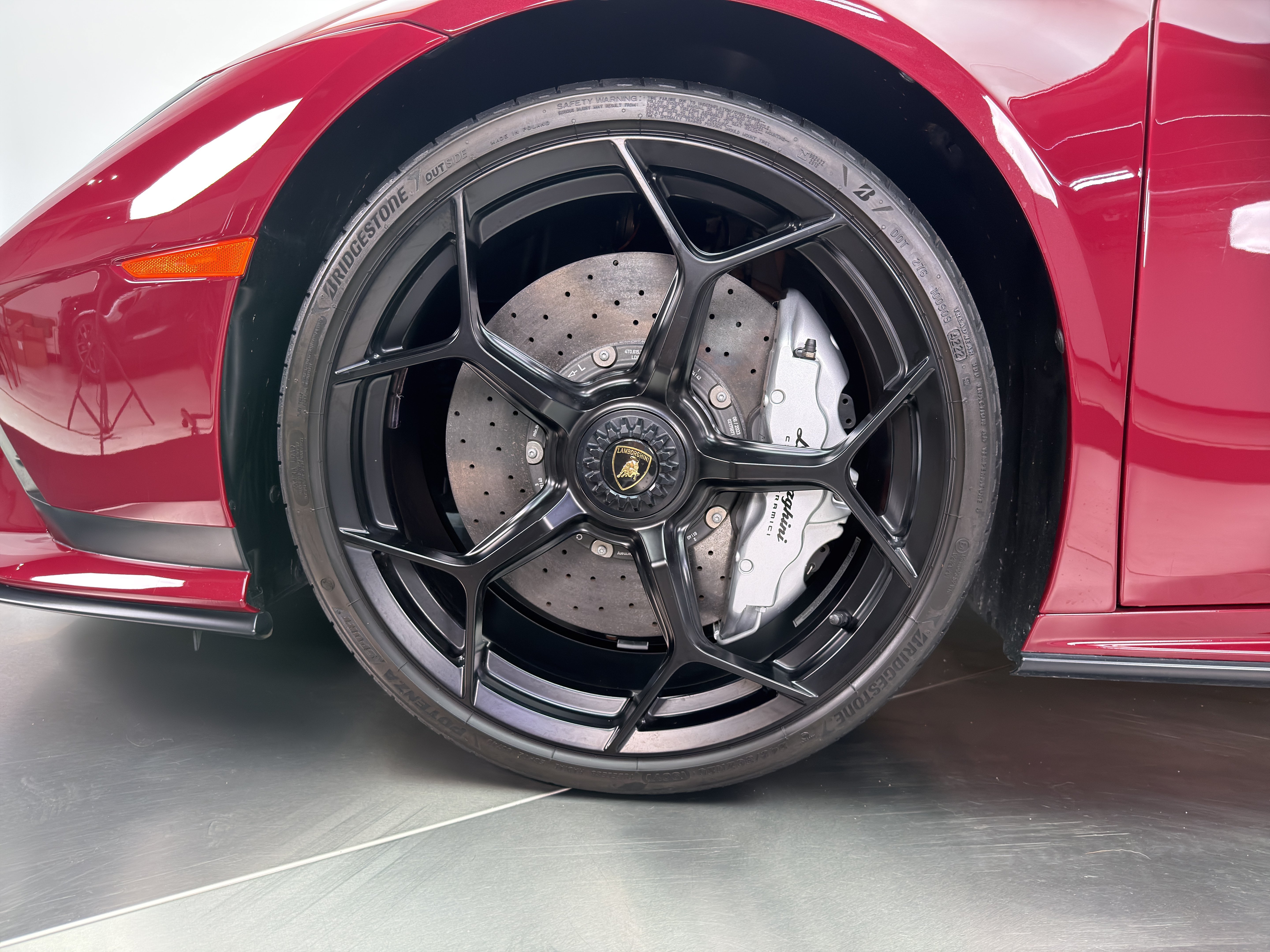 Used 2023 Lamborghini Huracan Tecnica RWD image 13