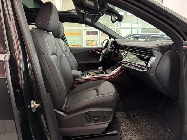 Used 2025 Audi Q7 3.0T Premium Plus AWD/4WD image 15