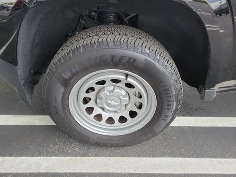 Certified 2024 Chevrolet Colorado W/T image 29