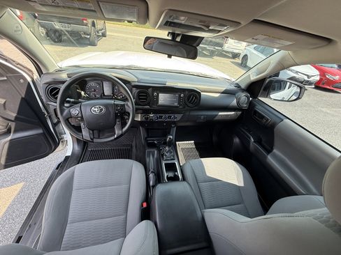 Used 2019 Toyota Tacoma SR w/ SX Package image 2