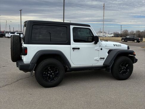 Used 2020 Jeep Wrangler Sport image 13