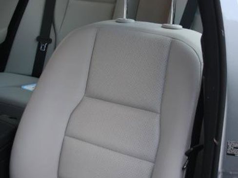 Used 2013 Mercedes-Benz C 300 Sport image 29