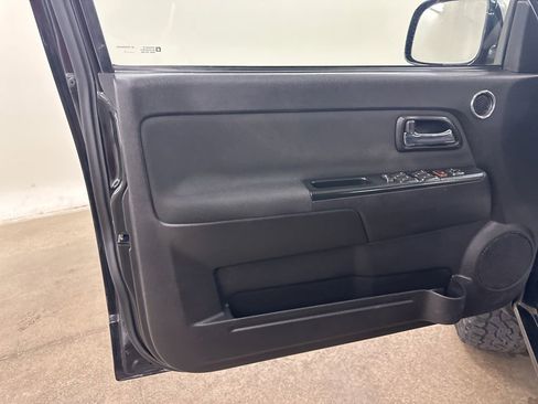 Used 2011 Chevrolet Colorado LT AWD/4WD image 29