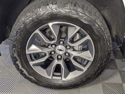 Used 2019 Chevrolet Silverado 1500 RST w/ All-Star Edition AWD/4WD image 8