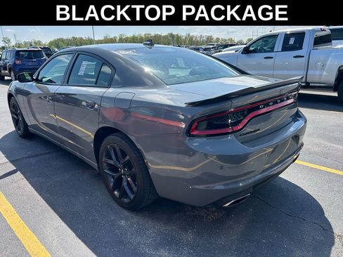 Used 2019 Dodge Charger SXT w/ Plus Group RWD image 4
