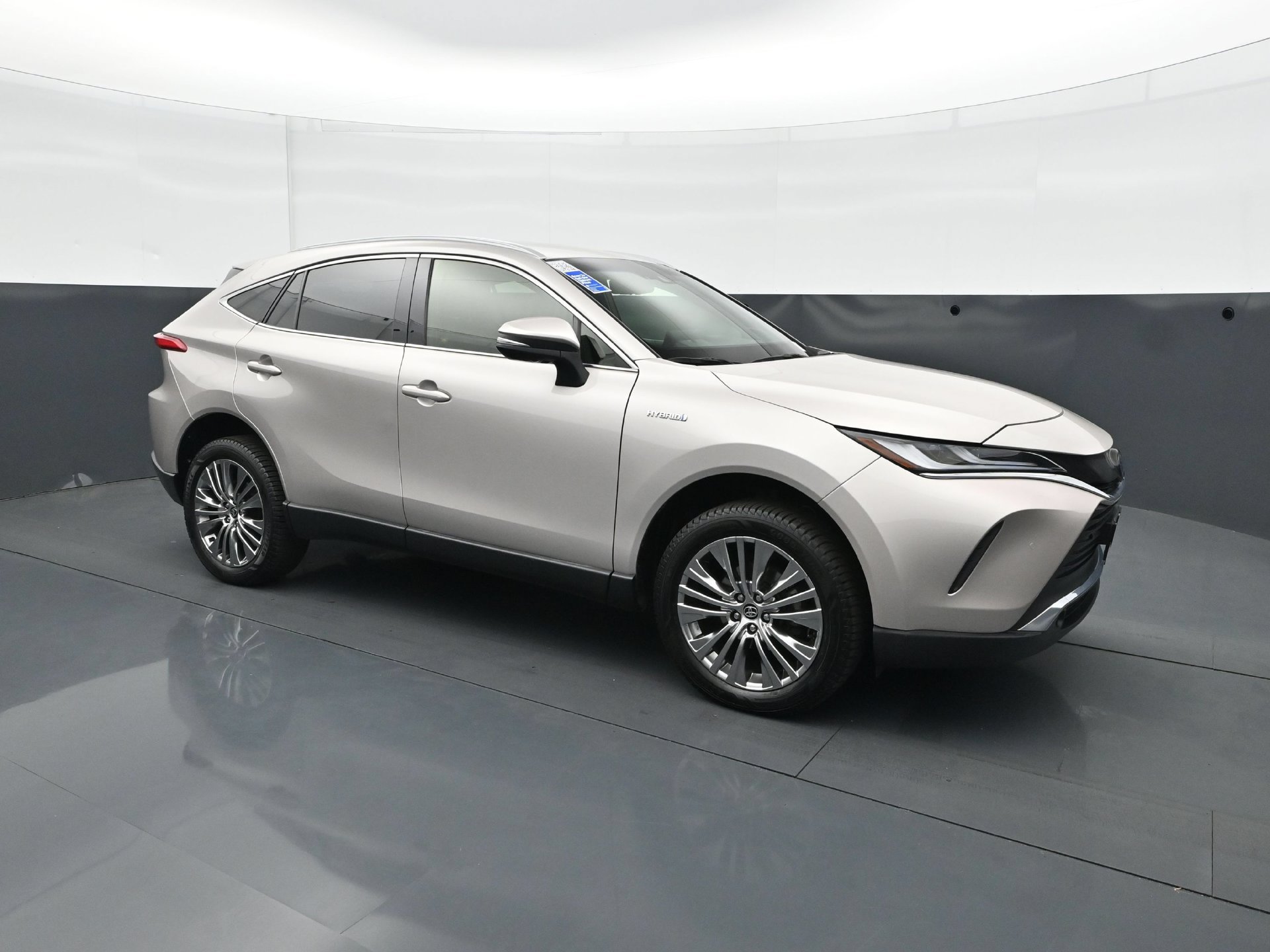 Used 2021 Toyota Venza Limited w/ Advanced Technology Package AWD/4WD image 9