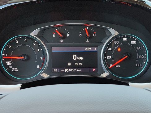 Used 2020 Chevrolet Traverse LT image 18