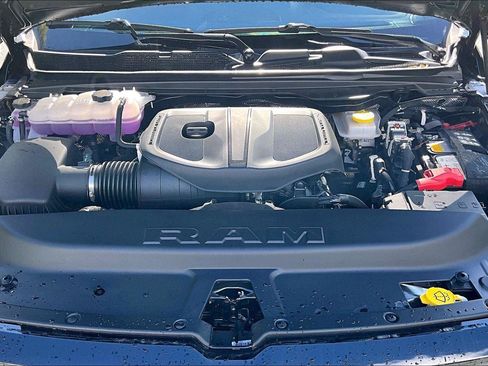 New 2026 RAM 1500 Big Horn AWD/4WD image 10