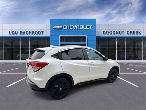 Used 2021 Honda HR-V Sport image 8