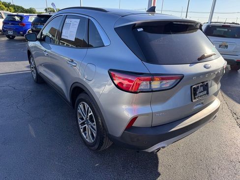 Used 2022 Ford Escape SEL FWD image 3