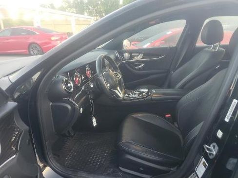 Used 2019 Mercedes-Benz E 450 4MATIC Sedan w/ Premium Package image 4