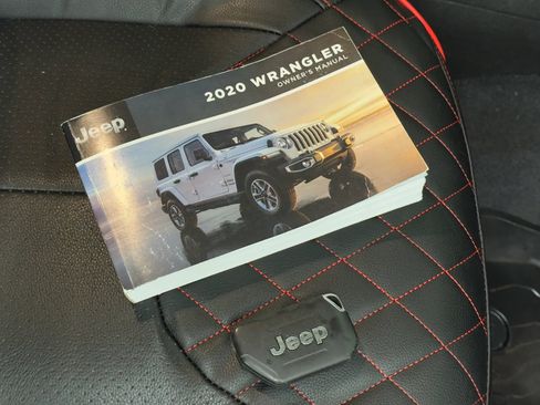 Used 2020 Jeep Wrangler Sport AWD/4WD image 75