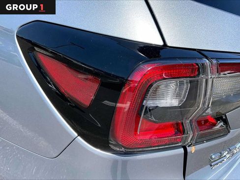 Used 2024 Subaru Outback Premium AWD/4WD image 28