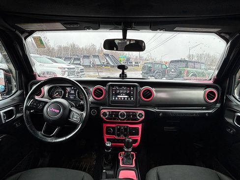 Used 2019 Jeep Wrangler Unlimited Sport S AWD/4WD image 11