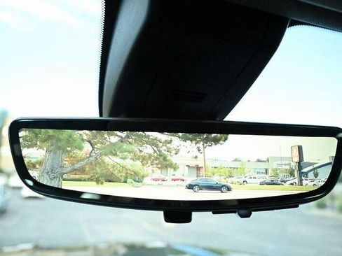 Used 2022 GMC Sierra 3500 Denali w/ Denali Ultimate Package image 27