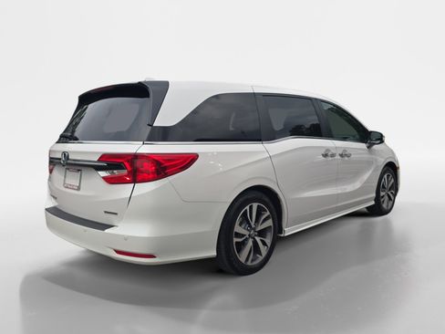 Used 2024 Honda Odyssey Touring image 6