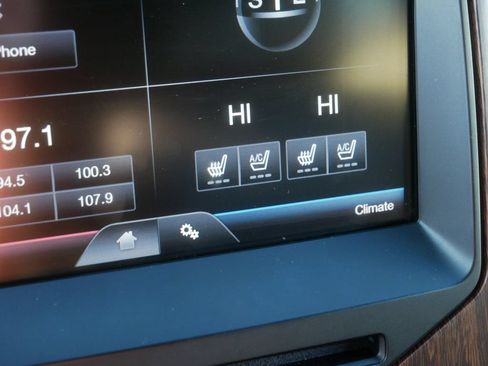Used 2013 Ford F150 Lariat w/ Mid Equipment Group AWD/4WD image 23
